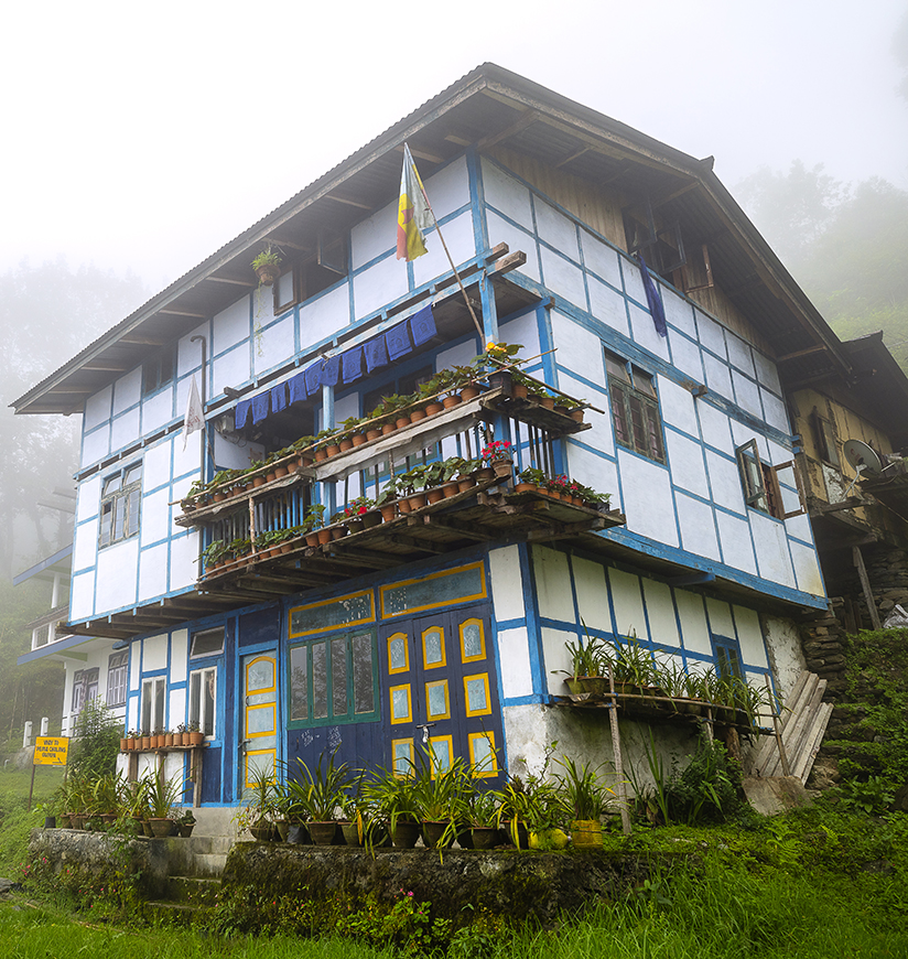 1-limboo-ethnic-traditional-houses-sikkim-rural-ff