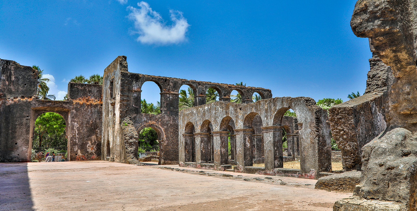 dominican-monastery-daman4