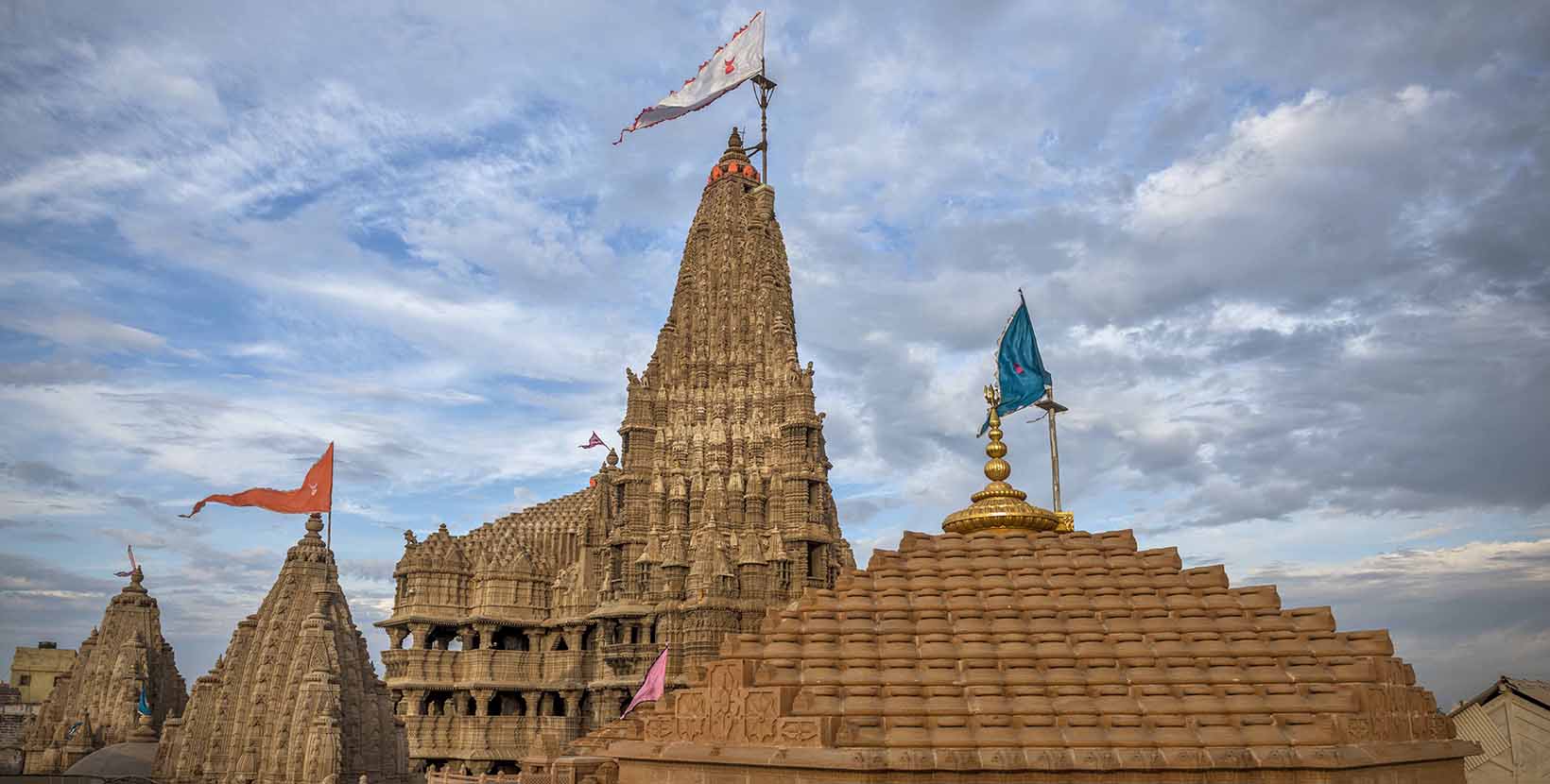 dwarkadhish temple