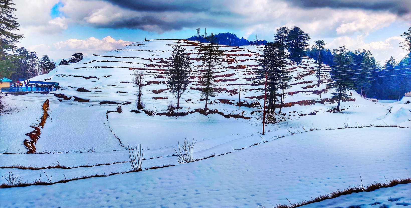 Enjoy kufri panoramic view of the surrounding verdant valleys and snow capped peaks