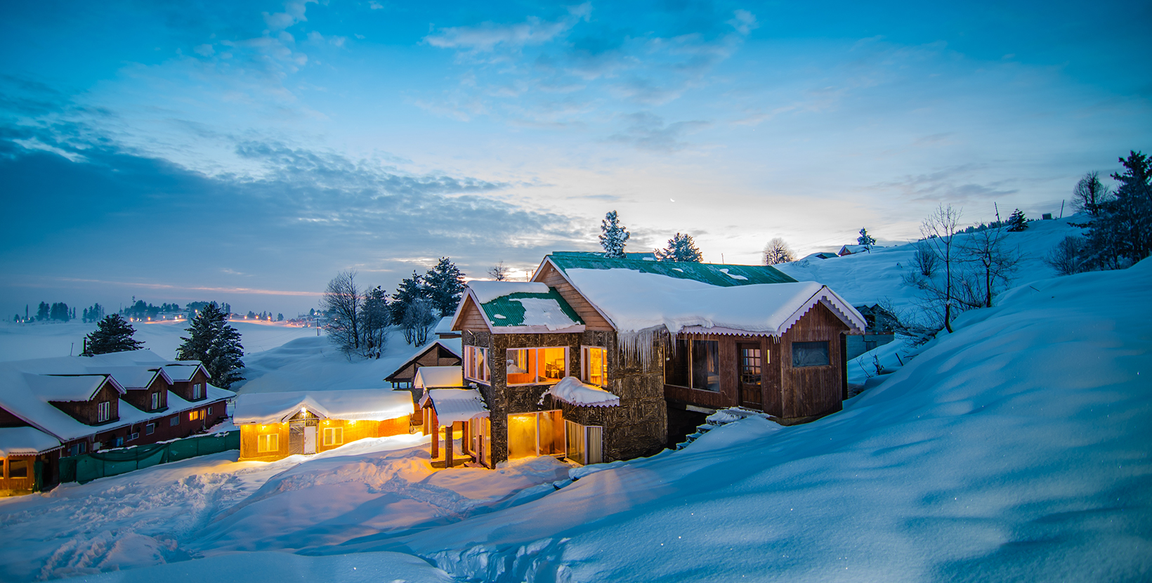 Photograph from srinagar and gulmarg during snowfalls in january 2019