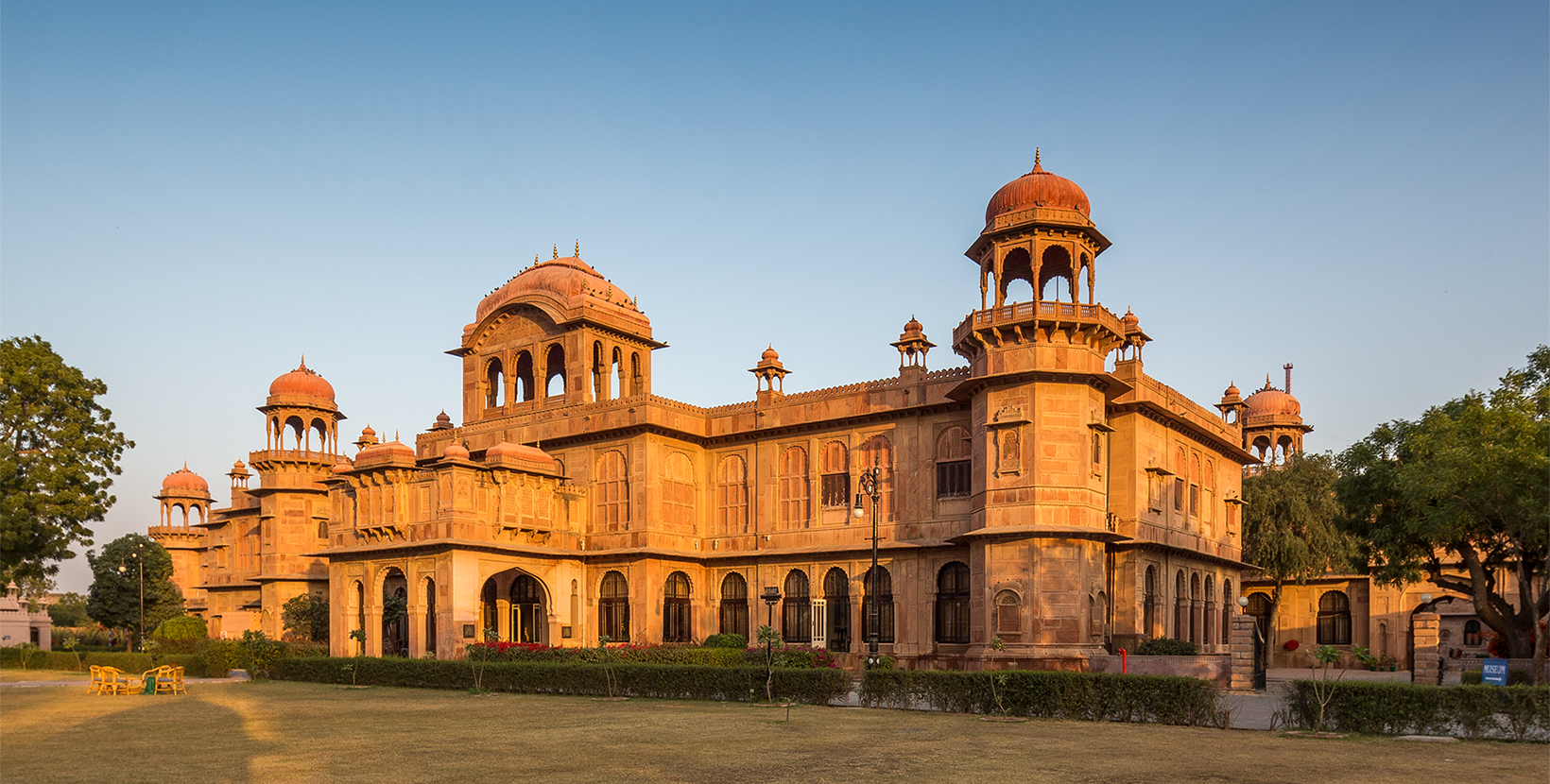 lalgarh-palace--2