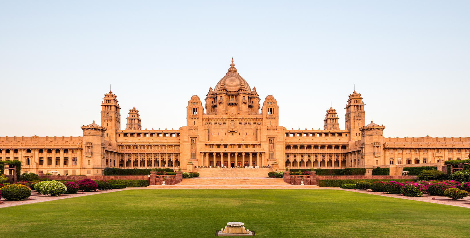 ummed-bhawan-palace-1