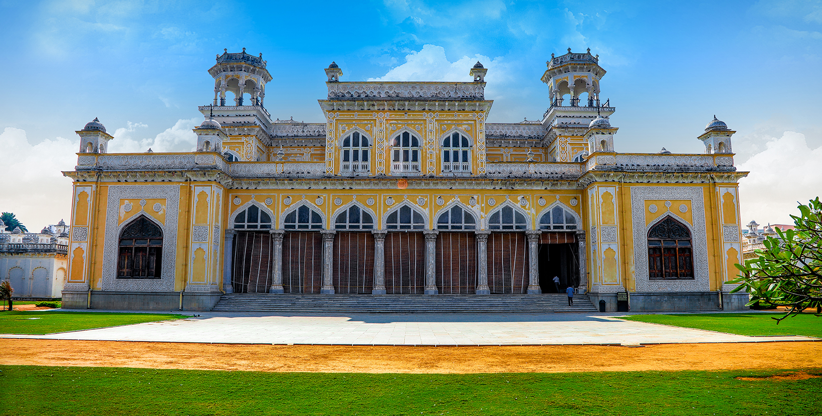 chowmahalla-palace--1